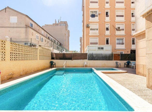 Revente - Appartement - Torrevieja - Nueva Torrevieja