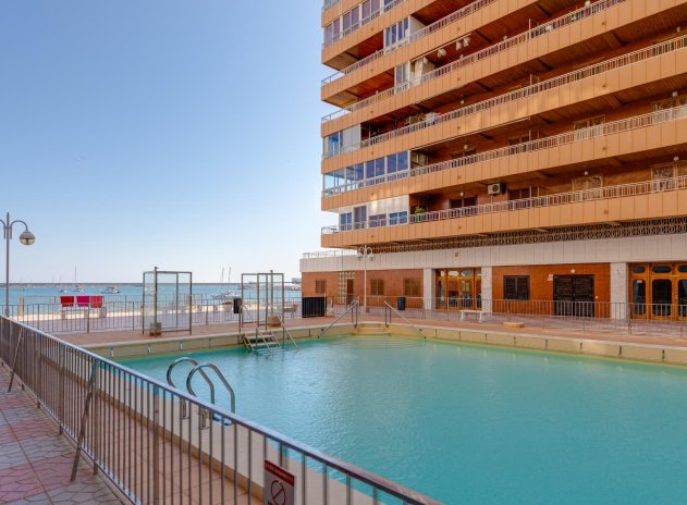 Resale - Apartment / flat - Torrevieja - El Acequión