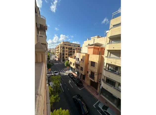 Herverkoop - Appartement / flat - Torrevieja - Centro