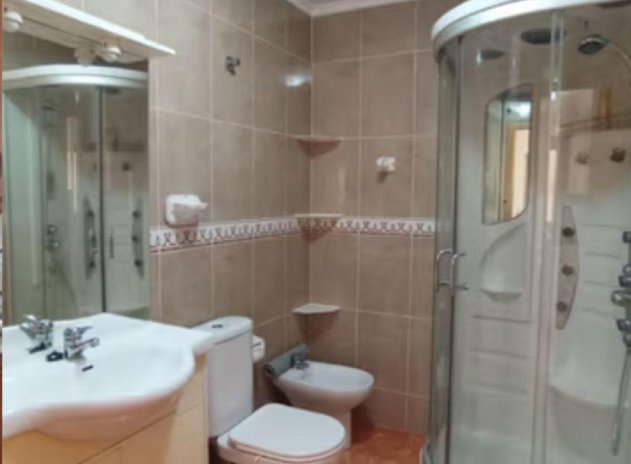 Resale - Apartment / flat - Torrevieja - La Mata