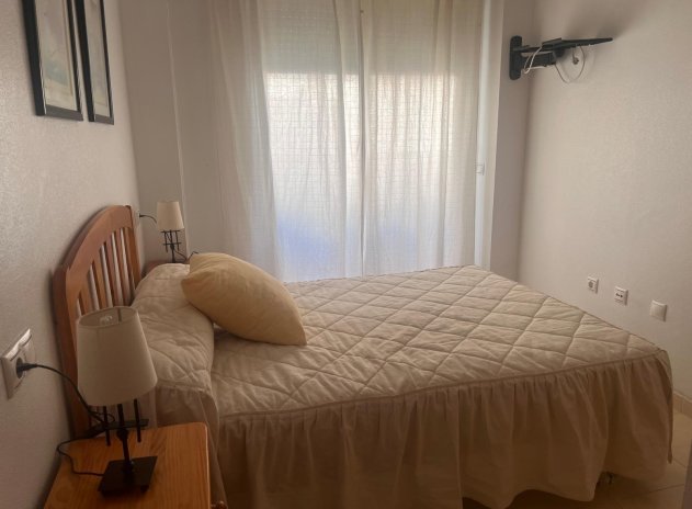 Herverkoop - Appartement / flat - Torrevieja - Habaneras