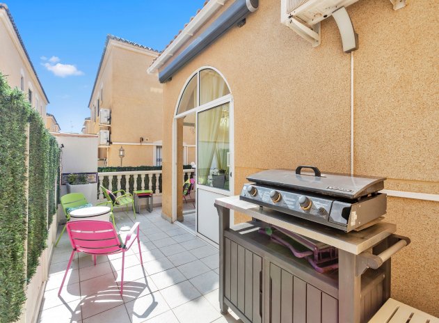 Resale - Villa - Torrevieja - Los Altos