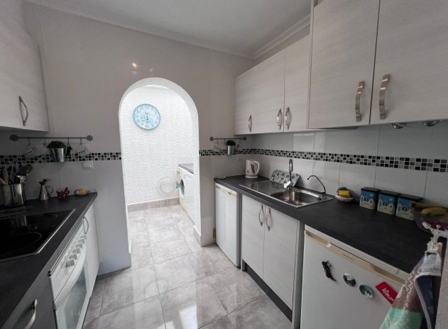 Resale - Apartment / flat - Orihuela - Entre Naranjos