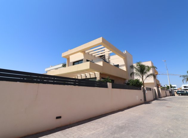 Resale - Villa - Los Montesinos - La Herada