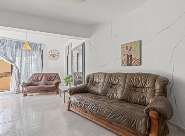 Reventa - Villa - Villamartin - Res. Las Filipinas