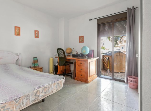 Reventa - Villa - Villamartin - Res. Las Filipinas