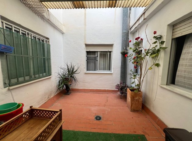 Resale - Apartment / flat - Dolores - CENTRO