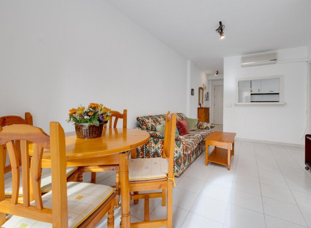 Herverkoop - Appartement / flat - Torrevieja - Playa de los Naufragos