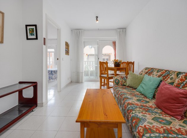 Herverkoop - Appartement / flat - Torrevieja - Playa de los Naufragos