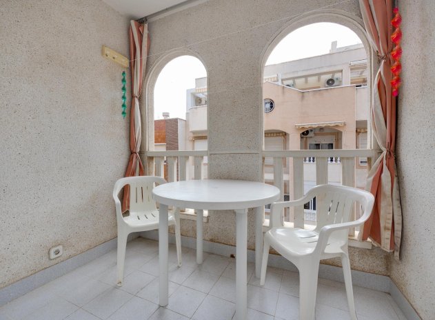 Herverkoop - Appartement / flat - Torrevieja - Playa de los Naufragos