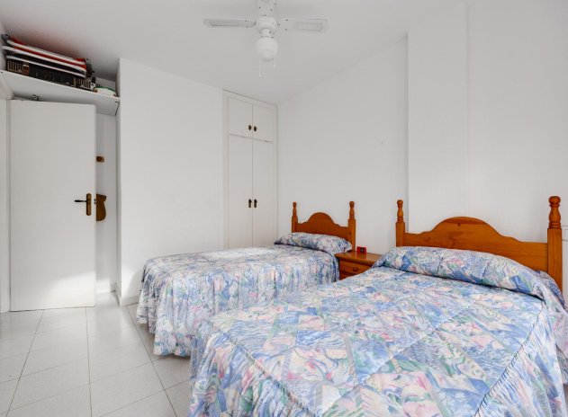 Herverkoop - Appartement / flat - Torrevieja - Playa de los Naufragos