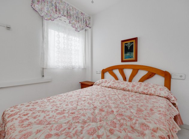 Reventa - Apartamento / piso - Torrevieja - Playa de los Naufragos