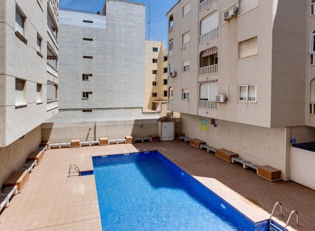 Wiederverkauf - Wohnung - Torrevieja - Playa de los Naufragos