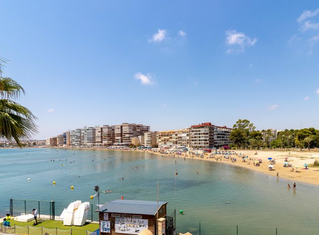 Wiederverkauf - Wohnung - Torrevieja - Playa de los Naufragos