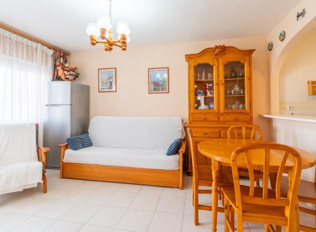 Herverkoop - Terraced house - Torrevieja - Los altos