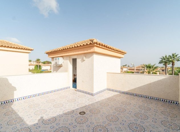 Resale - Terraced house - Torrevieja - Los altos