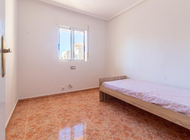 Resale - Terraced house - Torrevieja - Aguas Nuevas