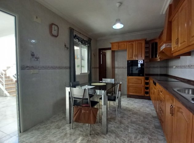 Resale - Town House - Los Montesinos