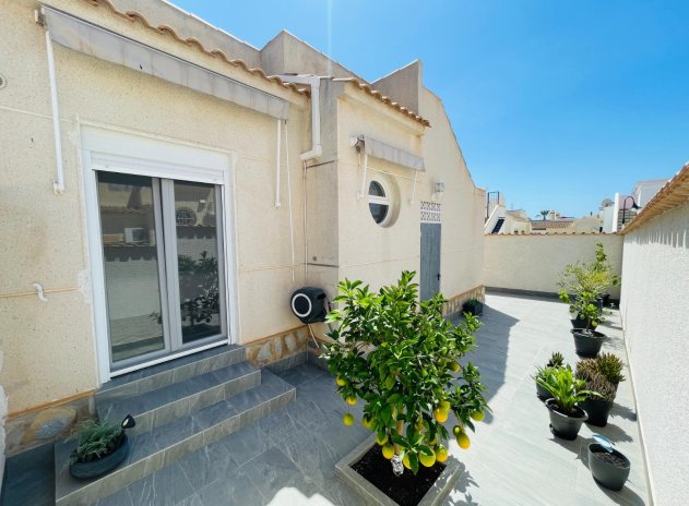 Reventa - Villa - Orihuela Costa - Playa Flamenca