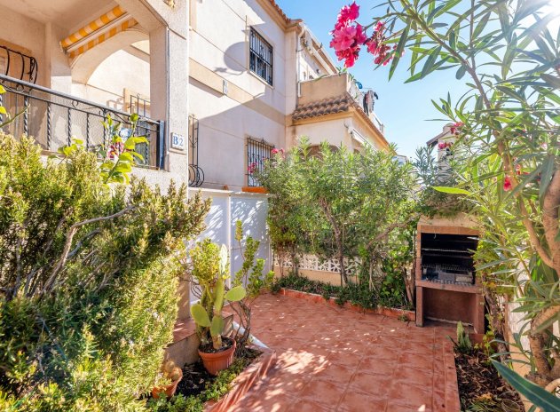 Resale - Bungalow - Torrevieja - Aguas Nuevas