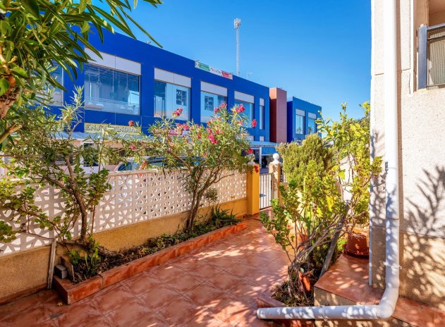 Herverkoop - Bungalow - Torrevieja - Aguas Nuevas