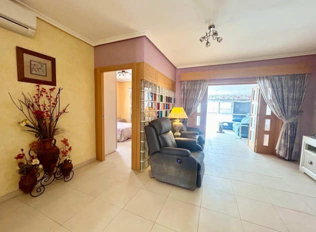 Resale - Villa - Torrevieja - El Chaparral