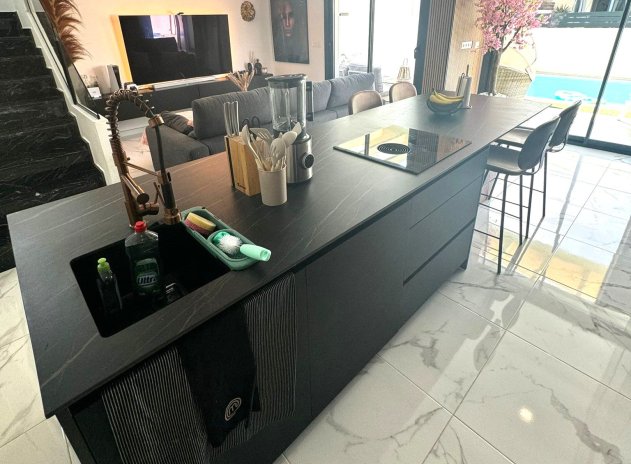 Wiederverkauf - Villa - Los Montesinos