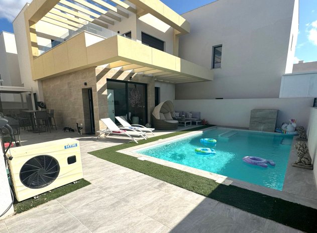 Wiederverkauf - Villa - Los Montesinos