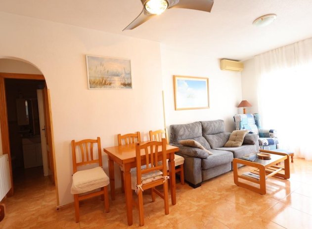 Resale - Apartment / flat - Torrevieja - Acequion