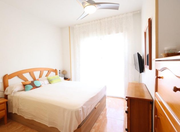 Resale - Apartment / flat - Torrevieja - Acequion