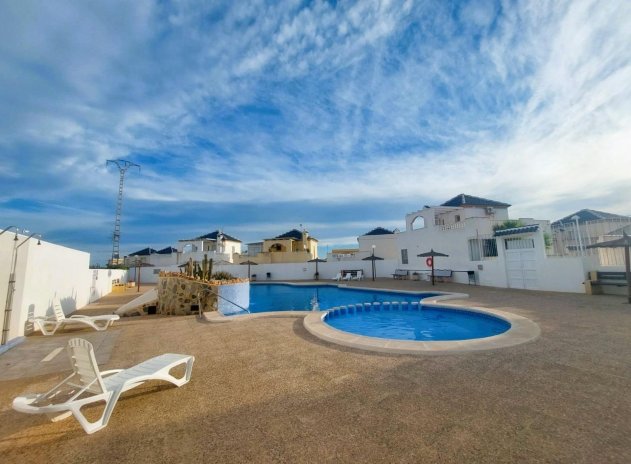 Herverkoop - Semi Detached Villa - Torrevieja - Los Balcones