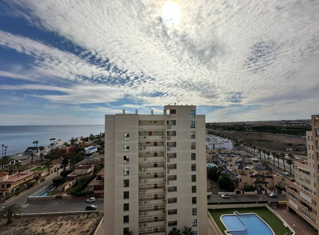 Resale - Apartment / flat - Torrevieja - La Veleta