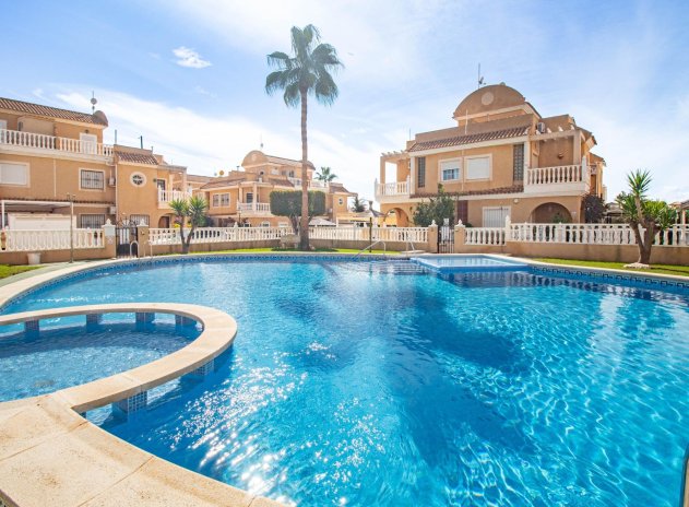 Wiederverkauf - Terraced house - Orihuela Costa - La Regia