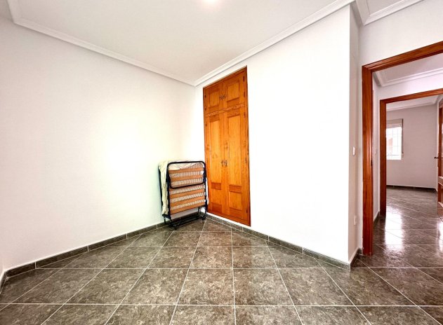 Lange Termijn Verhuur - Appartement / flat - Torrevieja - Habaneras