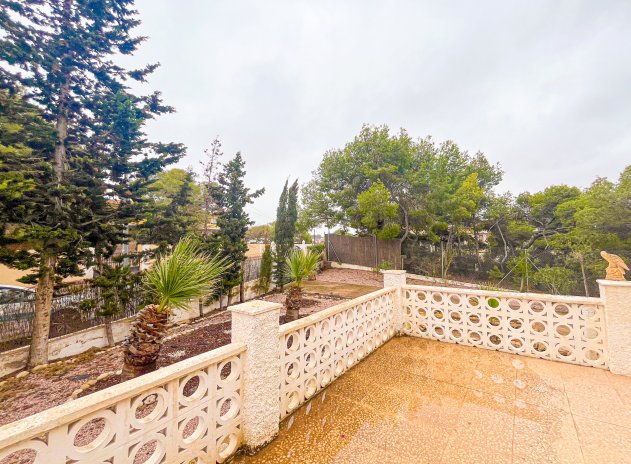 Resale - Villa - Los Balcones