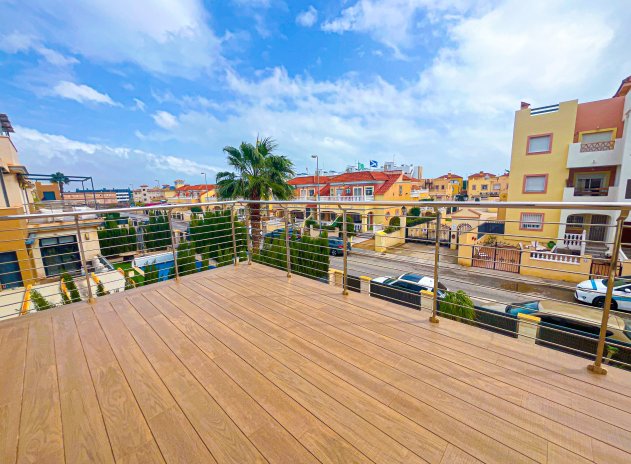 Herverkoop - Villa - Torrevieja