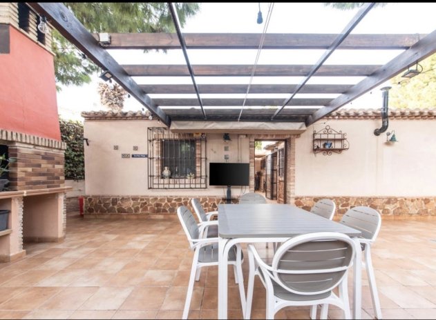 Herverkoop - Villa - Torrevieja - Punta Prima