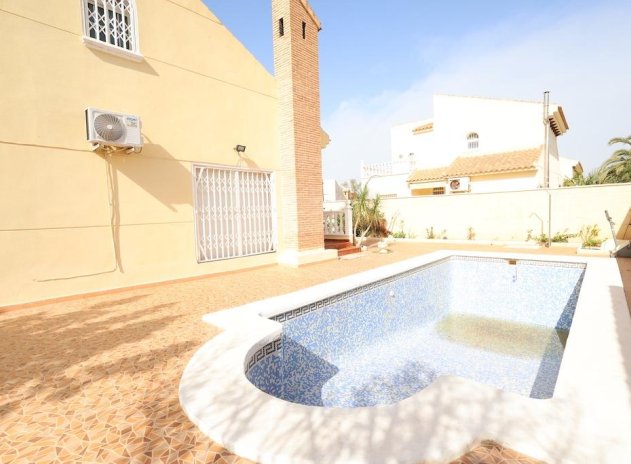 Reventa - Villa - Orihuela Costa - Playa Flamenca