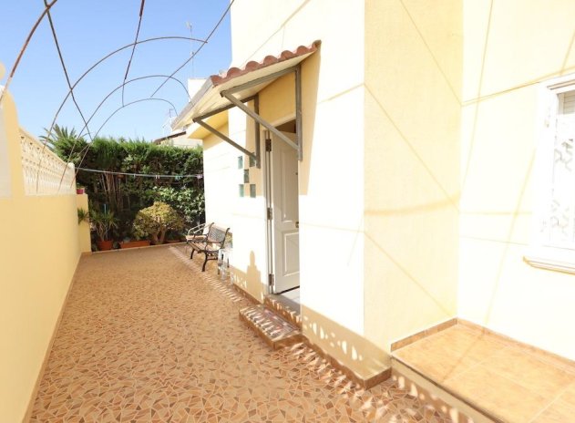 Reventa - Villa - Orihuela Costa - Playa Flamenca