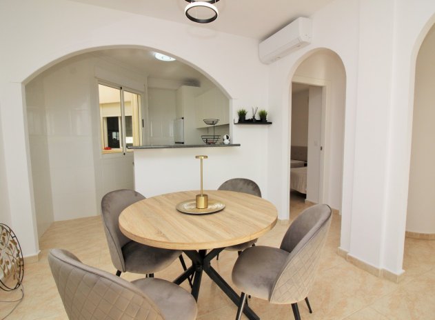 Herverkoop - Appartement / flat - Playa Flamenca