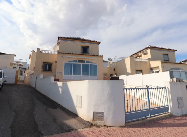 Herverkoop - Villa - Orihuela Costa - Los Balcones