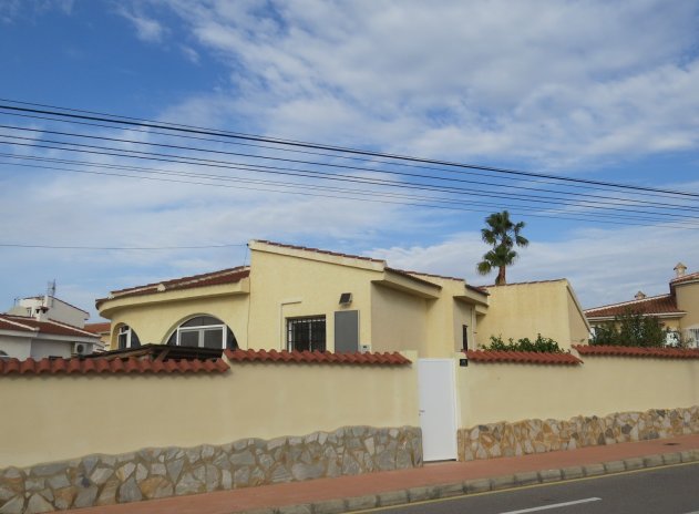 Resale - Villa - Ciudad Quesada