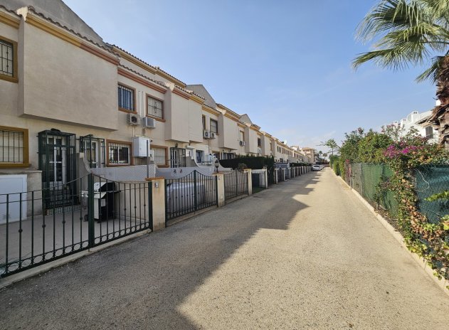 Herverkoop - Town House - Cabo Roig