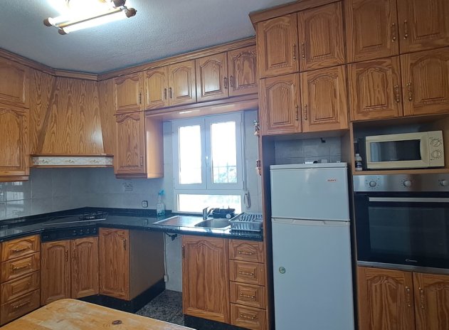 Wiederverkauf - Villa - Villamartin - Villamartín