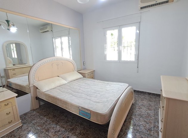 Wiederverkauf - Villa - Villamartin - Villamartín