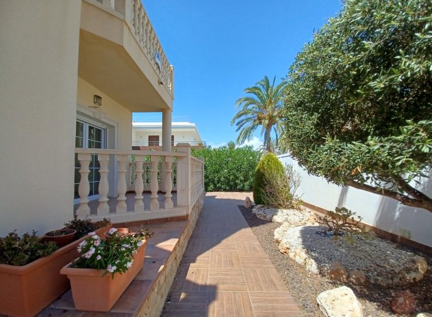 Wiederverkauf - Villa - Cabo Roig