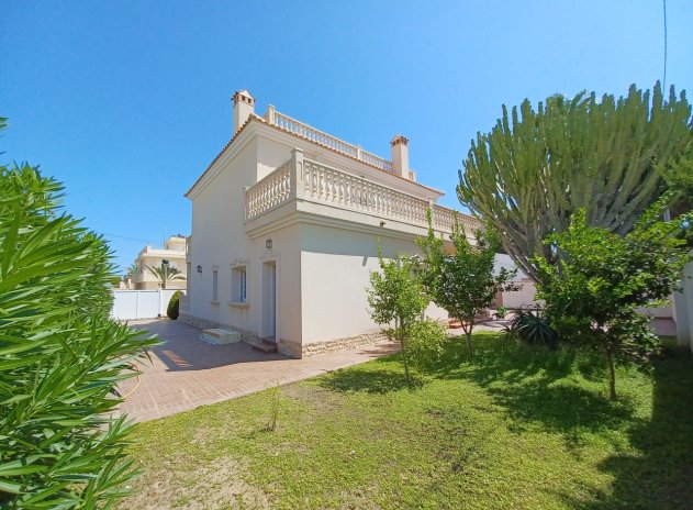 Wiederverkauf - Villa - Cabo Roig