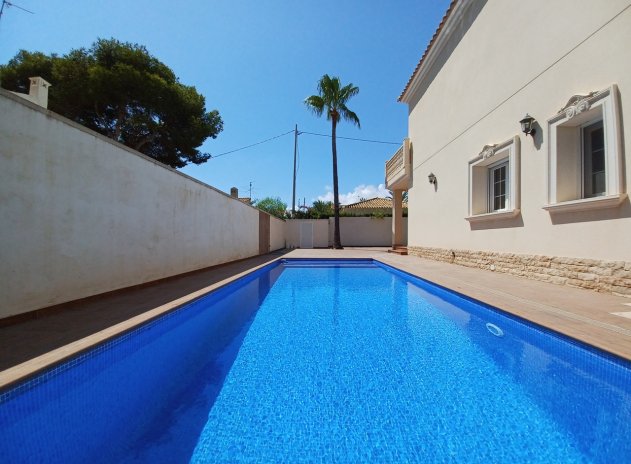 Wiederverkauf - Villa - Cabo Roig