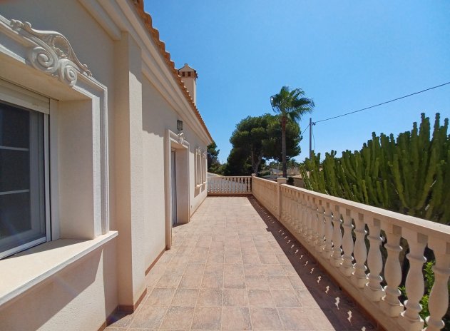 Wiederverkauf - Villa - Cabo Roig