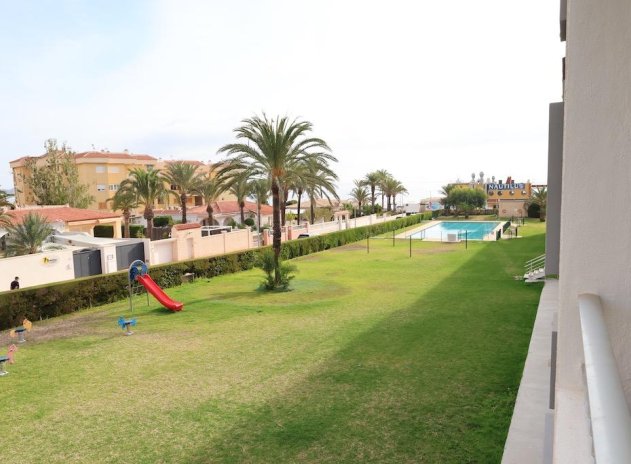 Herverkoop - Appartement / flat - Torrevieja - Punta Prima